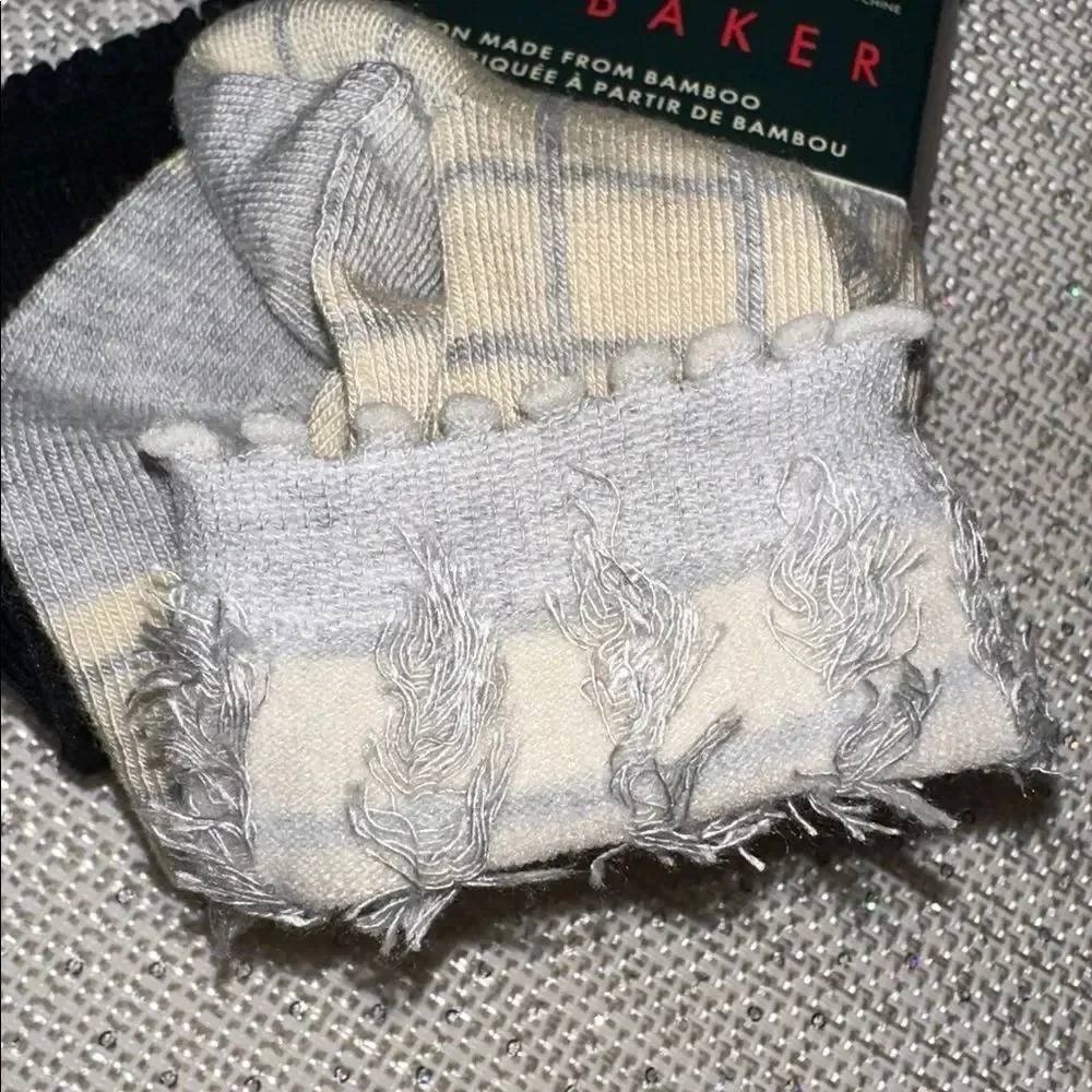 Ted Baker Gray Beige Plaid Black White Dress Crew Cut Bamboo Blend Socks 3 pack